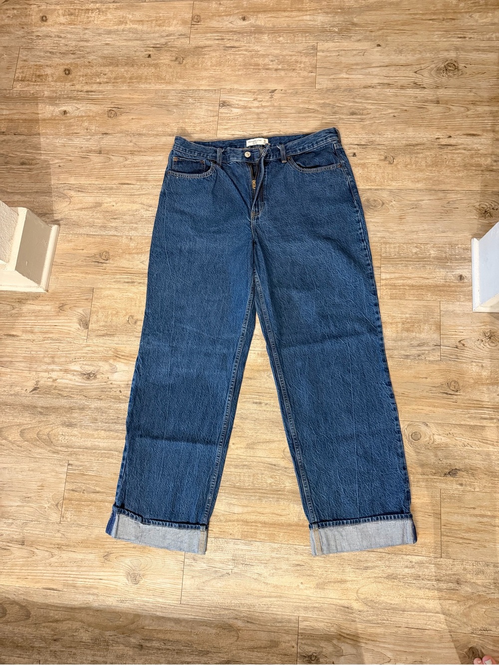 Abercrombie & Fitch Loose High Rise Jeans Size 32 Long